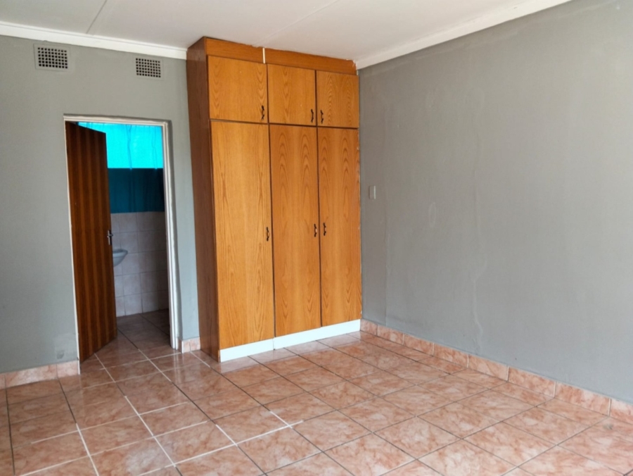 To Let 1 Bedroom Property for Rent in Potchefstroom North West